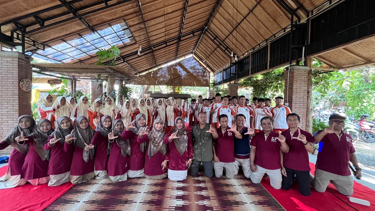 MAN 1 Ponorogo Perkuat Karakter Siswa melalui Training Character Building