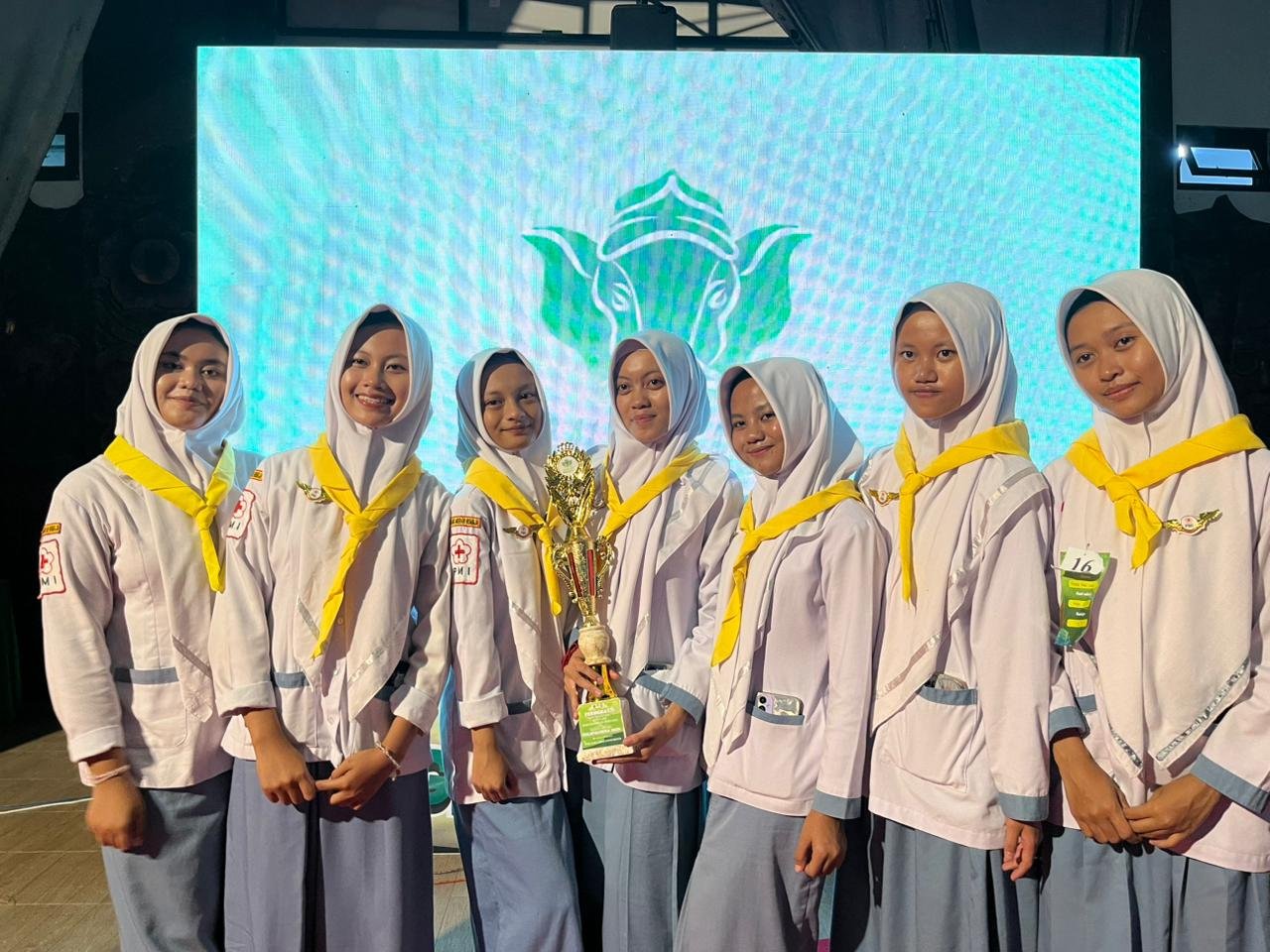 Organisasi PMR MAN 1 Ponorogo Torehkan Prestasi Gemilang di Galapalmera Se-Jawa Terbuka 2026