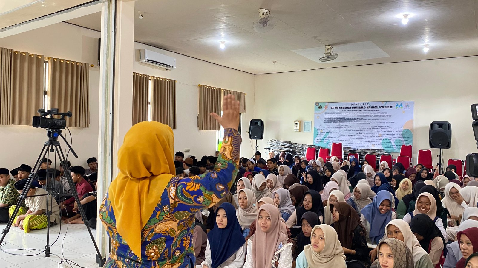 Bimbingan Remaja Usia Sekolah (BRUS): Program Unggul dalam Mendampingi Para Pelajar