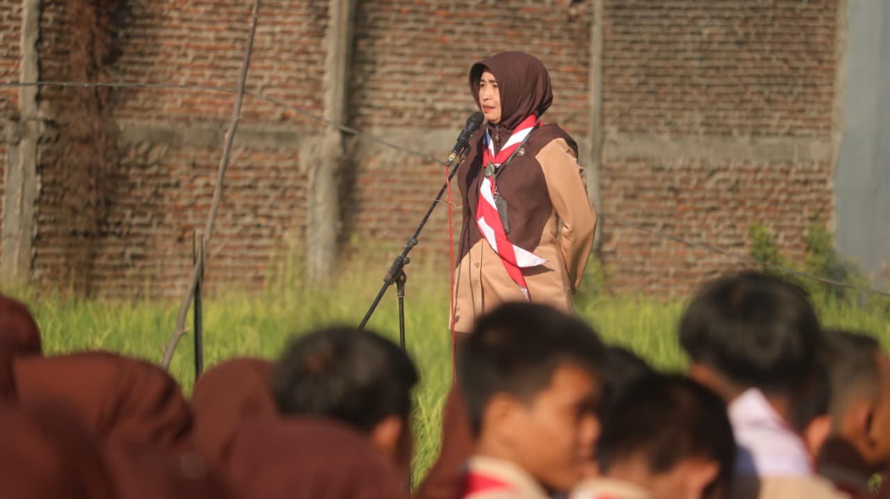 MAN 1 Ponorogo Peringati Hari Pramuka dengan Upacara Penuh Makna