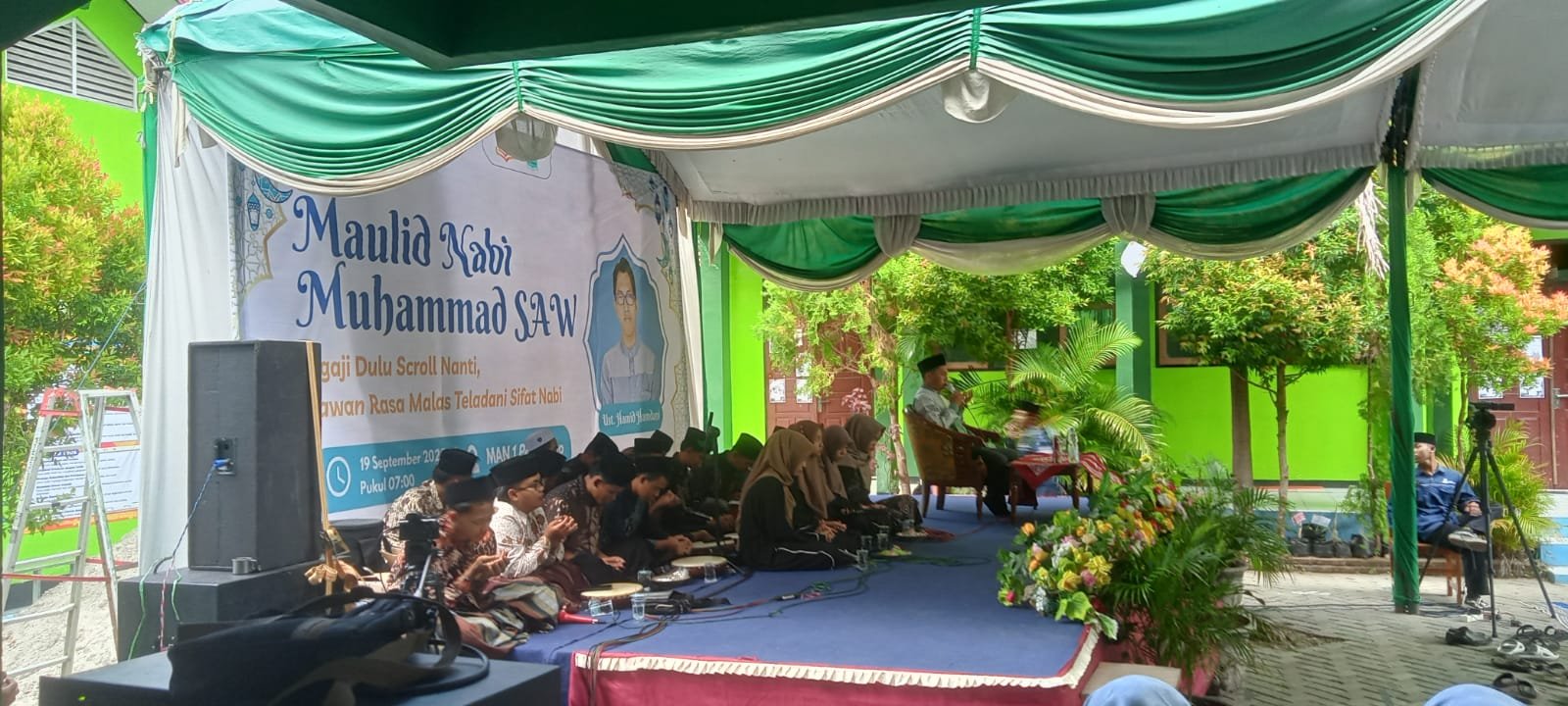Rohis MAN 1 Ponorogo Ajak Para Siswa Melawan Rasa Malas dengan Meneladani Sifat Nabi dalam Gema Sholawat dan Peringatan Maulid Nabi Muhammad SAW.